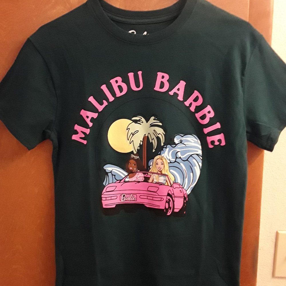 NWT Malibu Barbie Graphic T Shirt